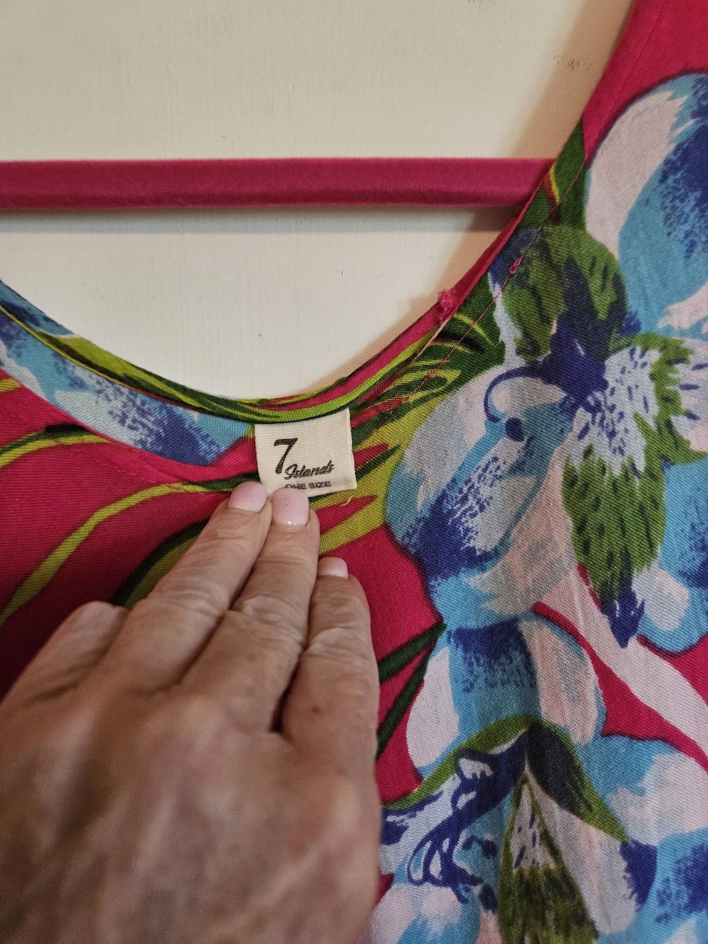 Seven Islands Floral Coverup - Hot Pink - Picture 3 of 6